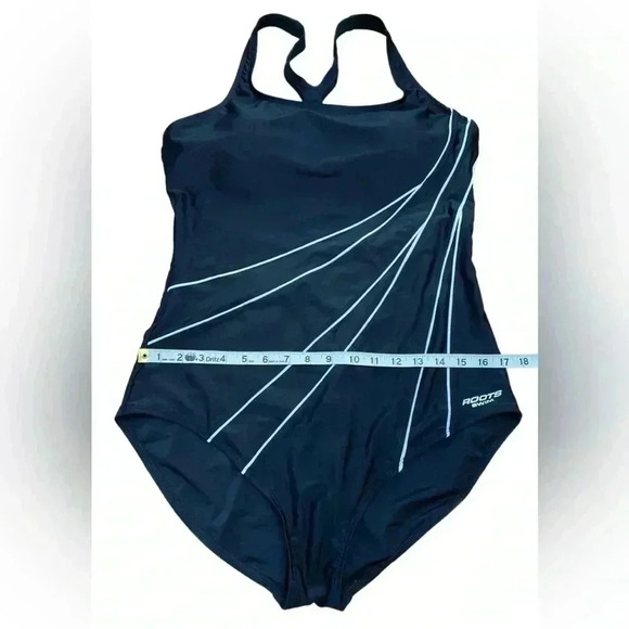 NWOT Roots, Black & White Contour Line One Piece Swimsuit, Size 14  ☀️ - Picture 7 of 9